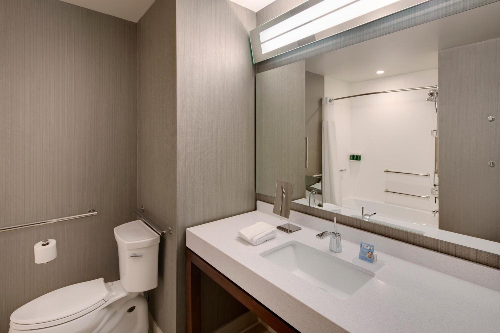 Courtyard By Marriott Atlanta Vinings/Galleria Smyrna Exterior photo