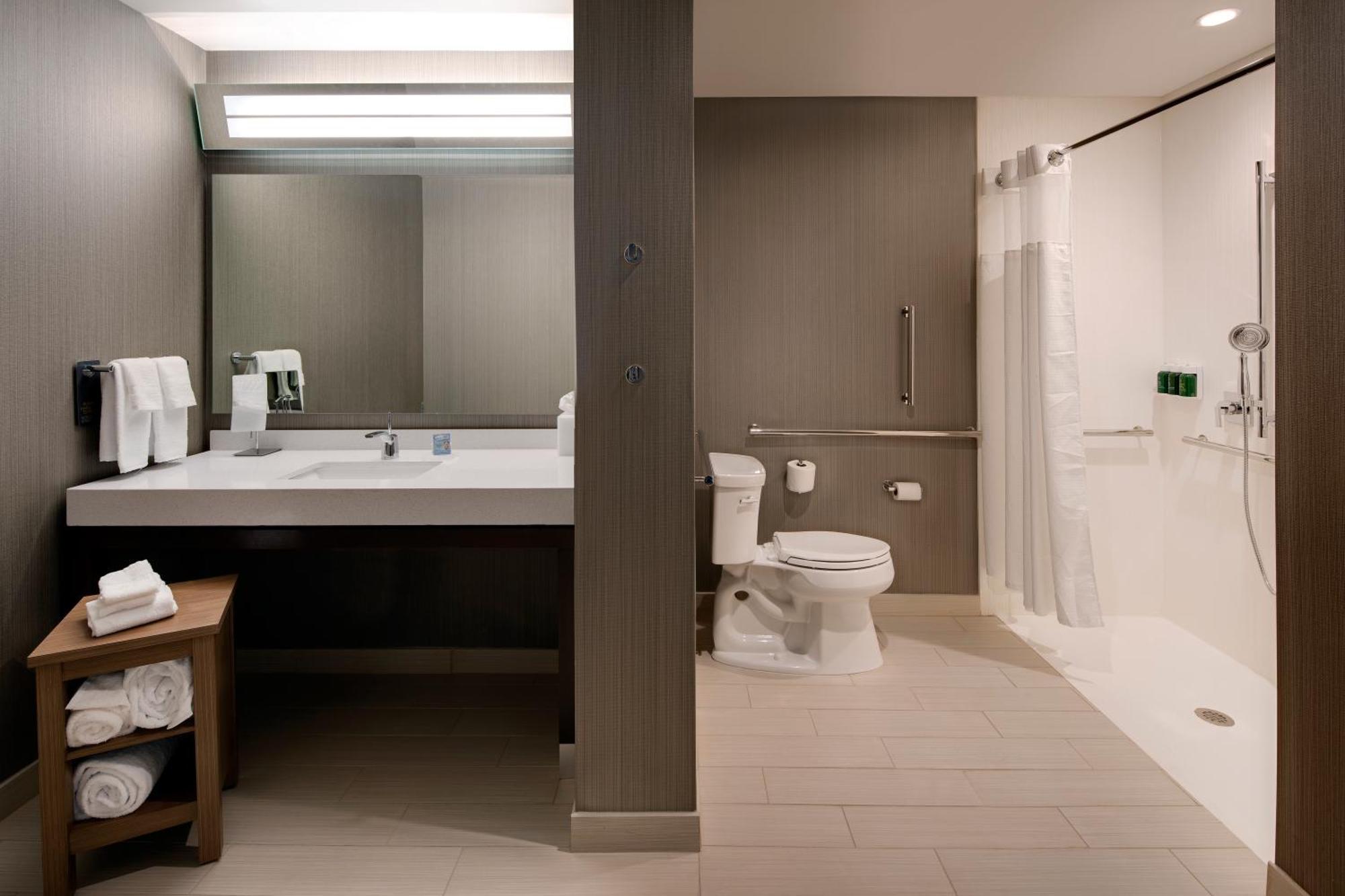 Courtyard By Marriott Atlanta Vinings/Galleria Smyrna Exterior photo