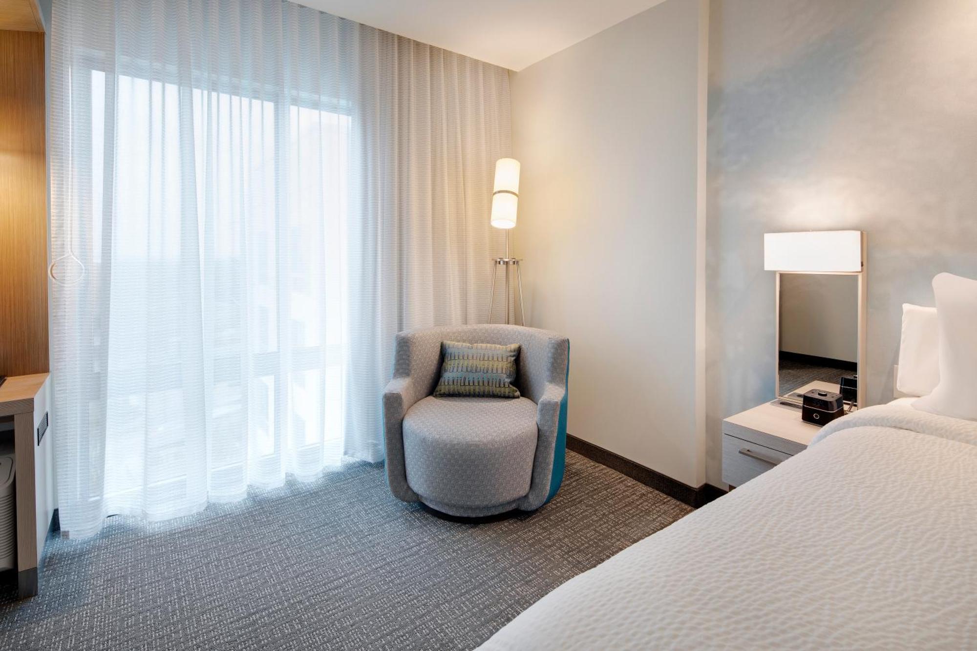 Courtyard By Marriott Atlanta Vinings/Galleria Smyrna Exterior photo