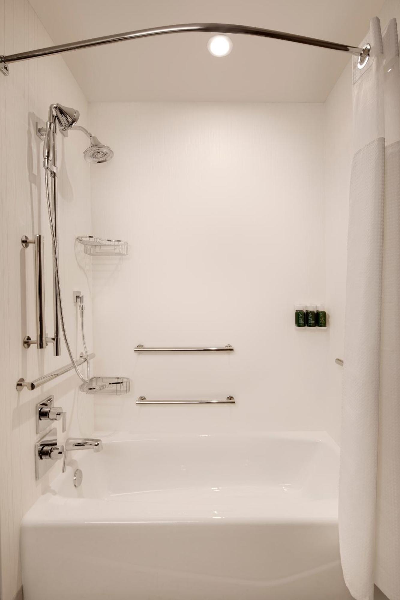 Courtyard By Marriott Atlanta Vinings/Galleria Smyrna Exterior photo